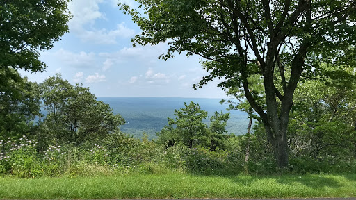 Ski Resort «Shawnee Mountain Ski Area», reviews and photos, 401 Hollow Rd, East Stroudsburg, PA 18301, USA