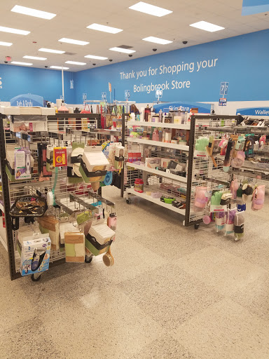 Clothing Store «Ross Dress for Less», reviews and photos, 257 N Weber Rd, Bolingbrook, IL 60490, USA