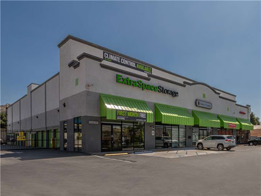 Storage Facility «Extra Space Storage», reviews and photos, 8250 Foothill Blvd, Sunland-Tujunga, CA 91040, USA