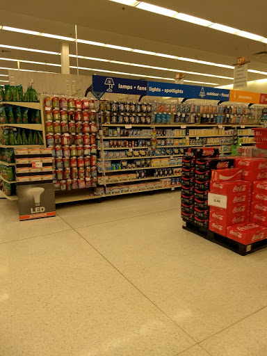 Supermarket «Hy-Vee», reviews and photos, 207 NE Englewood Rd, Kansas City, MO 64118, USA