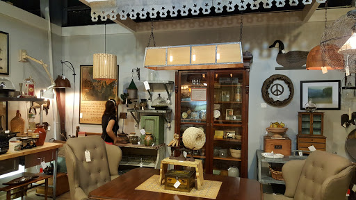 Madison Markets ~ Antiques & Interiors, 144 Academy St, Madison, GA 30650, USA, 