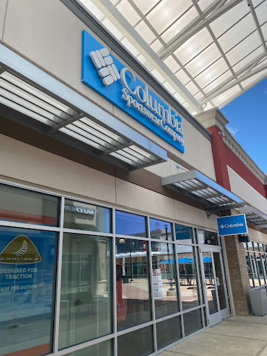 Sportswear Store «Columbia Outlet Store», reviews and photos, 400 South Wilson Road #480, Sunbury, OH 43074, USA
