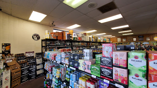 Liquor Store «West End Discount Liquors & Wines», reviews and photos, 2818 West End Ave, Nashville, TN 37203, USA