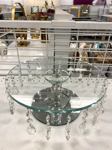 Clothing Store «Ross Dress for Less», reviews and photos, 701 N Milwaukee Ave, Vernon Hills, IL 60061, USA