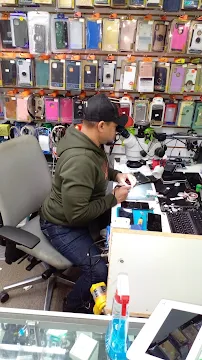 Wilsoncell fix solutions - Car repair in Bronx, NY, Bronx - Rated 5.0/5