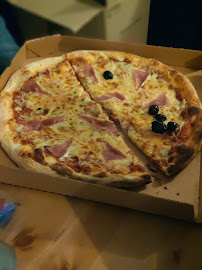 Pizza du Pizzas à emporter PIZZAMIS-AURIOL - n°10
