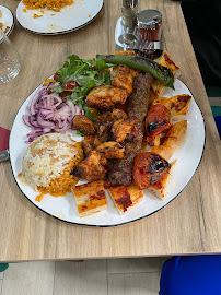 Kebab du Restaurant Saray à Villepinte - n°8
