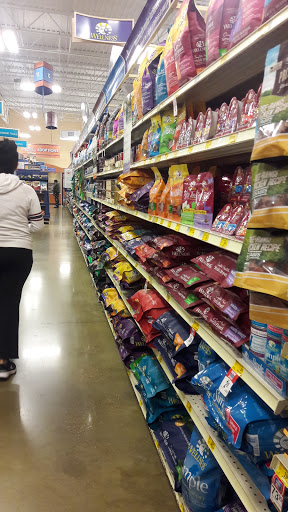 Pet Supply Store «PetSmart», reviews and photos, 2525 W Wheatland Rd, Dallas, TX 75237, USA