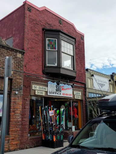 Outdoor Sports Store «Pro Ski and Mountain Service», reviews and photos, 108 W North Bend Way, North Bend, WA 98045, USA