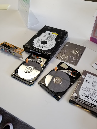 Computer Repair Service «IT Repair Central», reviews and photos, 11124 Gravelly Lake Dr SW, Lakewood, WA 98499, USA