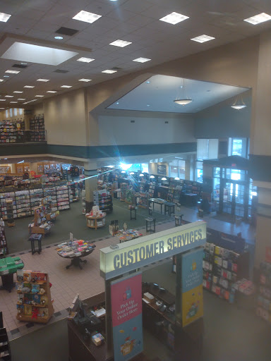 Book Store «Barnes & Noble», reviews and photos, 2518 South Rd, Poughkeepsie, NY 12601, USA