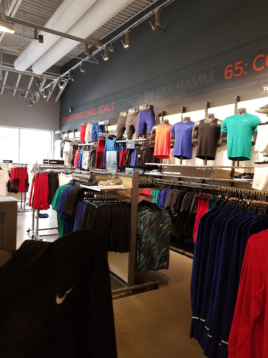 Sporting Goods Store «Nike Factory Store», reviews and photos, 1 Premium Outlet Blvd #699, Tinton Falls, NJ 07753, USA