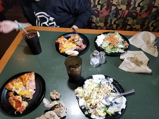 Pizza Restaurant «Round Table Pizza», reviews and photos, 10389 SE 82nd Ave, Happy Valley, OR 97086, USA