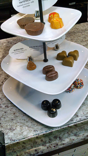 Chocolate Shop «Le Chocoholique», reviews and photos, 601 N High St, Columbus, OH 43215, USA