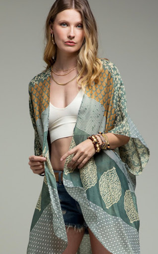 Beauty Salon «Strands Hair Spa and Boutique», reviews and photos, 2918 Nall St, Port Neches, TX 77651, USA