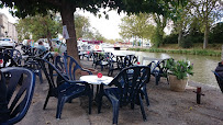 Atmosphère du Restaurant La Péniche à Homps - n°13