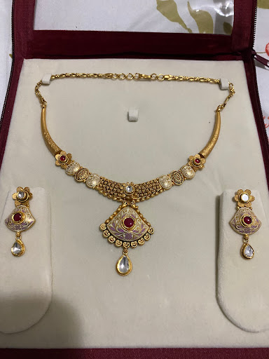 Jewelry Store «Malani Jewelers», reviews and photos, 739 Dekalb Industrial Way #2100, Decatur, GA 30033, USA