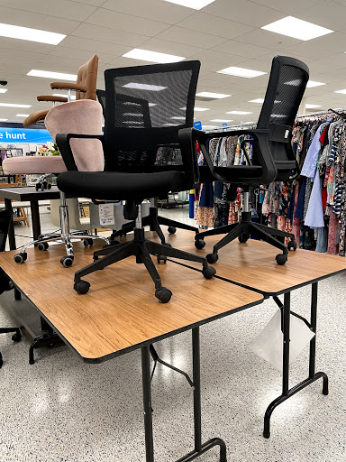 Clothing Store «Ross Dress for Less», reviews and photos, 2151 N Harris Blvd, Layton, UT 84041, USA