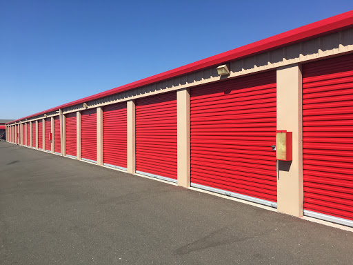 Self-Storage Facility «American Self Storage», reviews and photos, 606 Parker Rd, Fairfield, CA 94533, USA