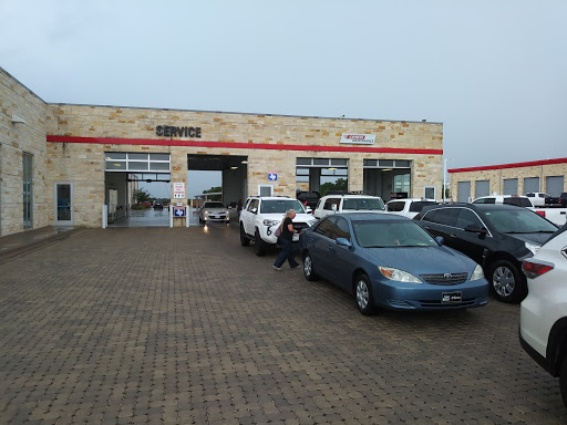 Toyota Dealer «Jerry Durant Toyota», reviews and photos, 5100 E Hwy 377, Granbury, TX 76049, USA