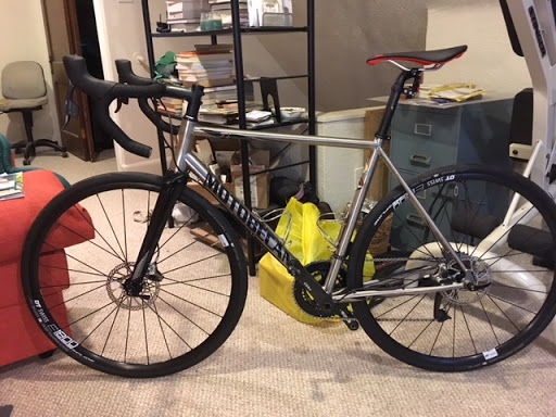 Shoe Store «PRO BIKE+RUN Robinson», reviews and photos, 3100 Robinson Ln, Pittsburgh, PA 15205, USA