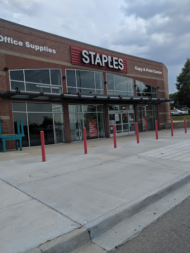 Office Supply Store «Staples», reviews and photos, 870 S Colorado Blvd, Glendale, CO 80246, USA