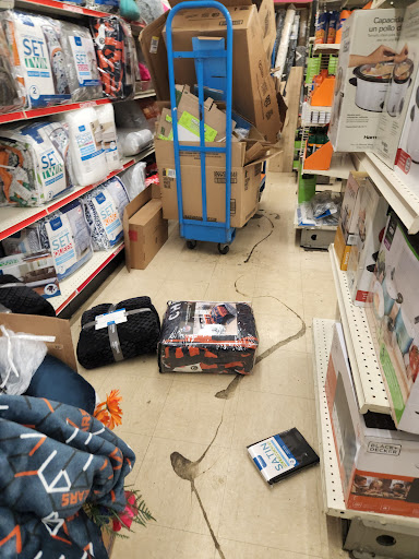 Dollar Store «FAMILY DOLLAR», reviews and photos, 2561 E Sauk Trail, Sauk Village, IL 60411, USA