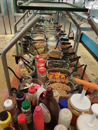 Frozen Yogurt Shop «TartBerry», reviews and photos, 915 SW 9th Ave, Portland, OR 97205, USA