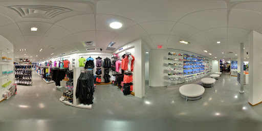 Sporting Goods Store «World Tennis - Alton Sports In Motion», reviews and photos, 1448 Alton Rd, Miami Beach, FL 33139, USA