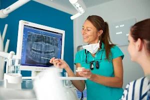 Zahnarztpraxis Oeltingsallee image