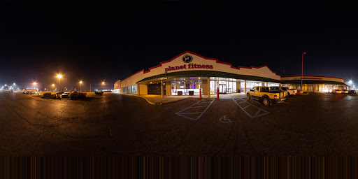 Gym «Planet Fitness», reviews and photos, 33890 S Gratiot Ave, Charter Twp of Clinton, MI 48035, USA