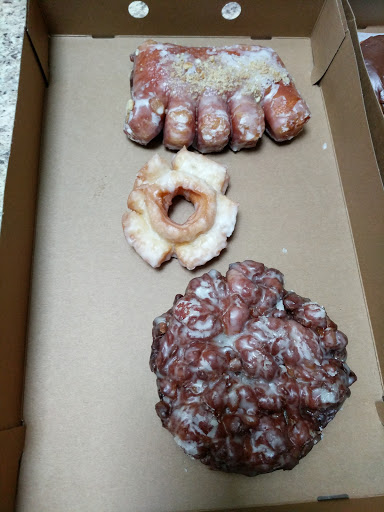 Donut Shop «Westernco Donut Shop», reviews and photos, 9312 S Tacoma Way, Tacoma, WA 98499, USA