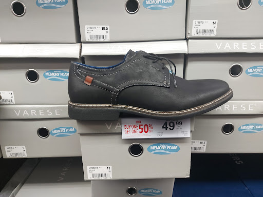 Shoe Store «Rack Room Shoes», reviews and photos, 12801 W Sunrise Blvd #293, Sunrise, FL 33323, USA