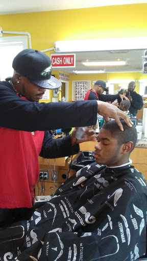 Barber Shop «Styles & Cuts Barber & Beauty», reviews and photos, 214 Tiny Town Rd, Clarksville, TN 37042, USA