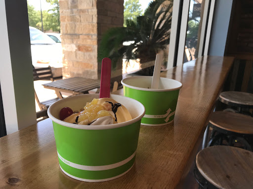 Frozen Yogurt Shop «Front Porch», reviews and photos, 3107 S Interstate 35 #770, Round Rock, TX 78664, USA