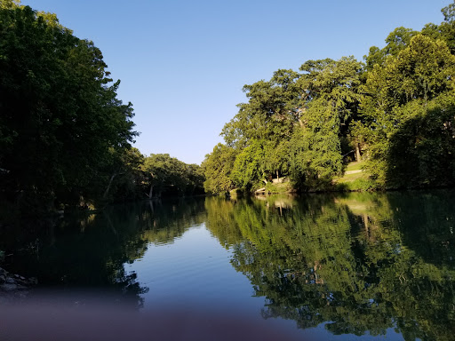 Public Golf Course «Starcke Park Golf Course», reviews and photos, 650 River Dr W, Seguin, TX 78155, USA