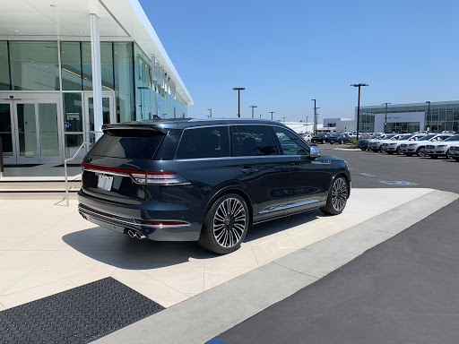 Lincoln Mercury Dealer «Lincoln South Coast», reviews and photos, 1405 Auto Mall Dr, Santa Ana, CA 92705, USA
