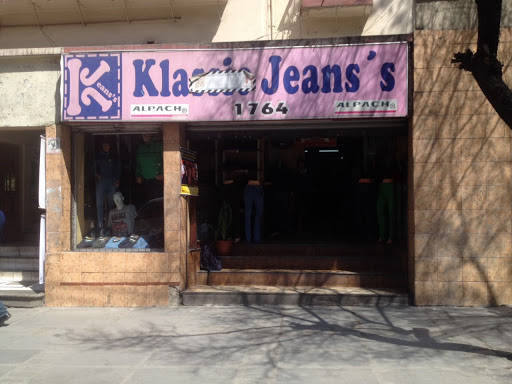 Stores to buy jeans La Paz