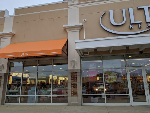 Hair Salon «Ulta Beauty», reviews and photos, 3181 Westgate Mall, Fairview Park, OH 44126, USA