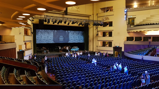 Cinemas open in Oporto