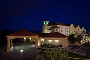 La Quinta Inn & Suites by Wyndham Salt Lake City Airport image