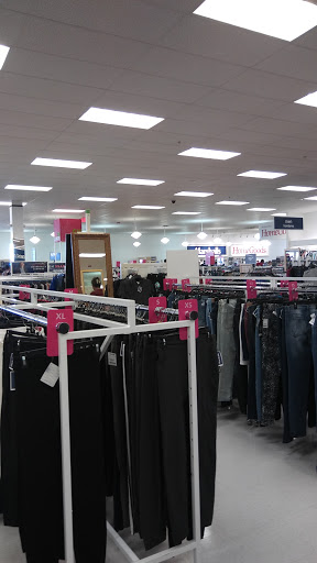 Department Store «Marshalls & HomeGoods», reviews and photos, 731 Centerview Blvd, Kissimmee, FL 34741, USA