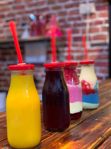 طعم التوت للعصيرات 