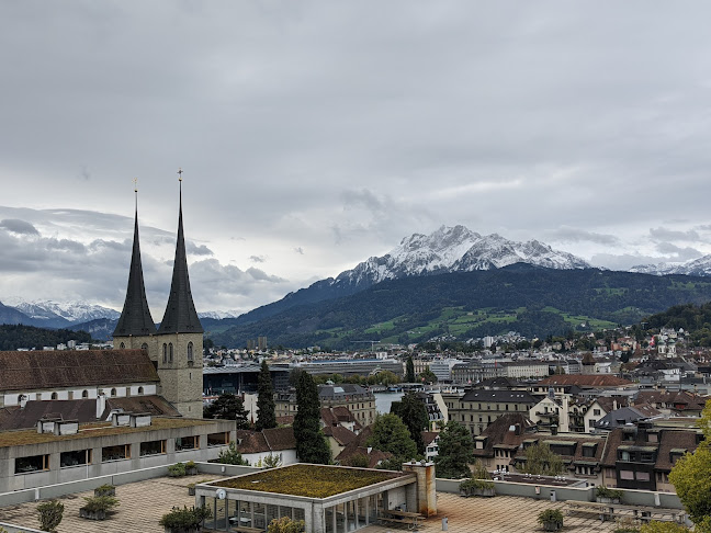 Rezensionen über KV Luzern Berufsfachschule in Luzern - Schule