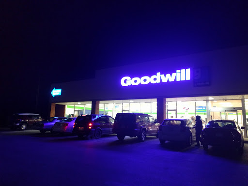 Thrift Store «Goodwill Store & Donation Center», reviews and photos