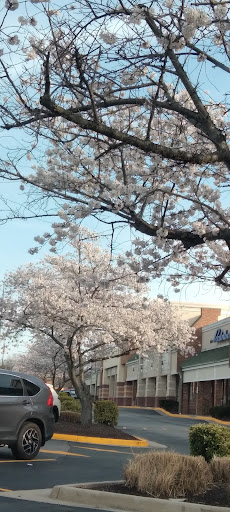 Bakery «Krispy Kreme Doughnuts», reviews and photos, 9870 Liberia Ave, Manassas, VA 20110, USA