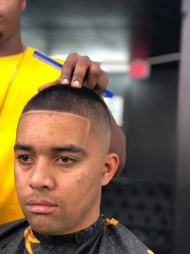 Barber Shop «Upper Level Cut Lounge Barbershop», reviews and photos, 5050 S Tacoma Way #15, Tacoma, WA 98409, USA