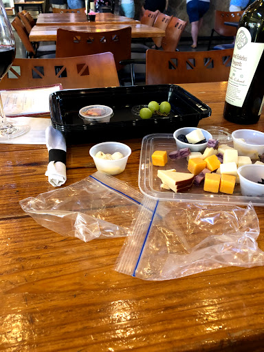 Bistro «Inwood Estates Vineyards Winery & Bistro», reviews and photos, 10303 US-290, Fredericksburg, TX 78624, USA