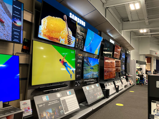 Electronics Store «Best Buy», reviews and photos, 470 Lewis Ave, Meriden, CT 06451, USA