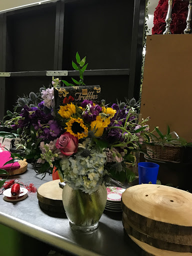 Florist «Flowers By Pouparina», reviews and photos, 1868 W Flagler St, Miami, FL 33135, USA